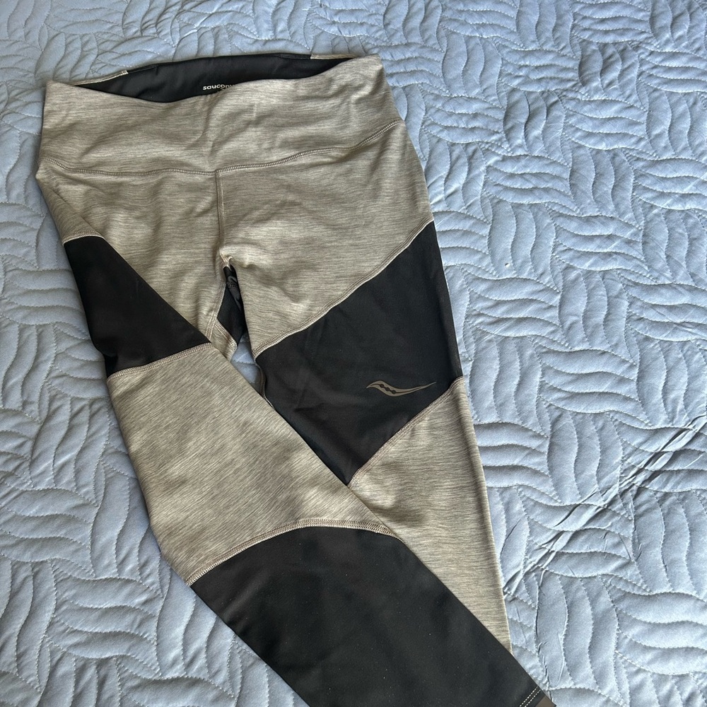 Saucony leggings